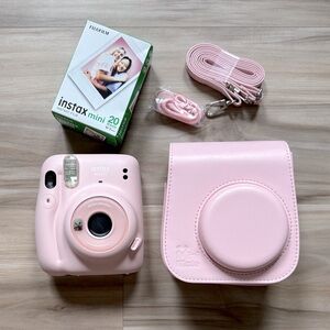 Bundle Fujifilm Instax Mini 11 - Pastel Pink